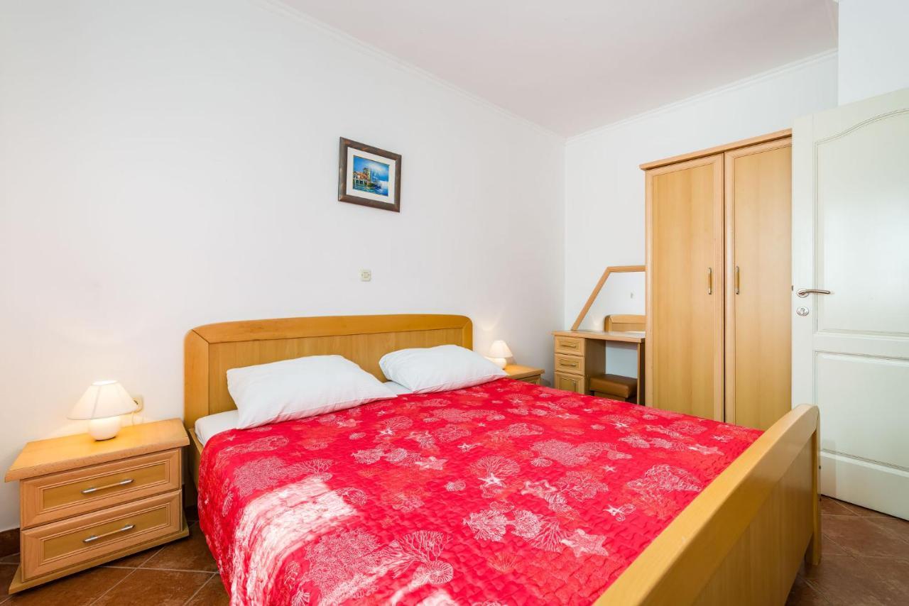 Apartments Bozana Затон Екстериор снимка